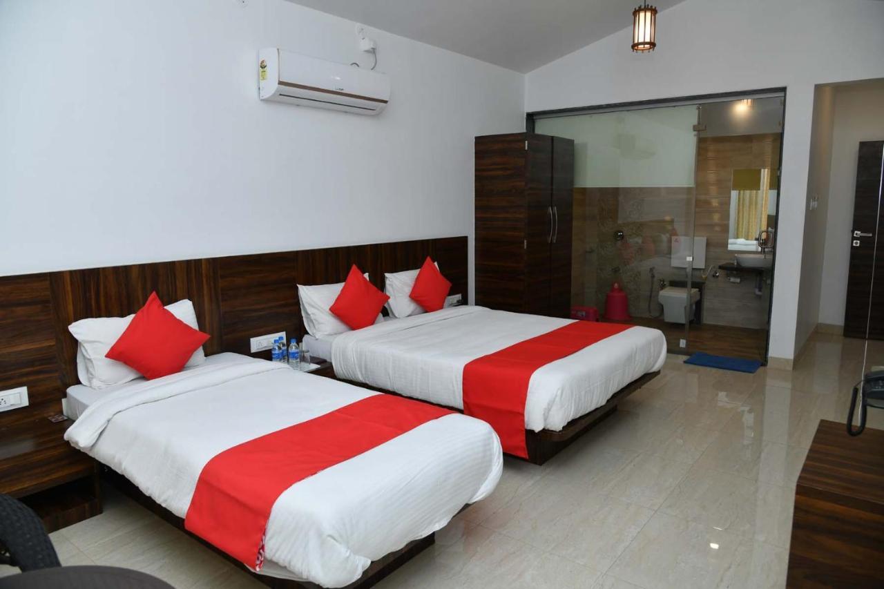 Royal Orbit Hotell Panchgani Exteriör bild