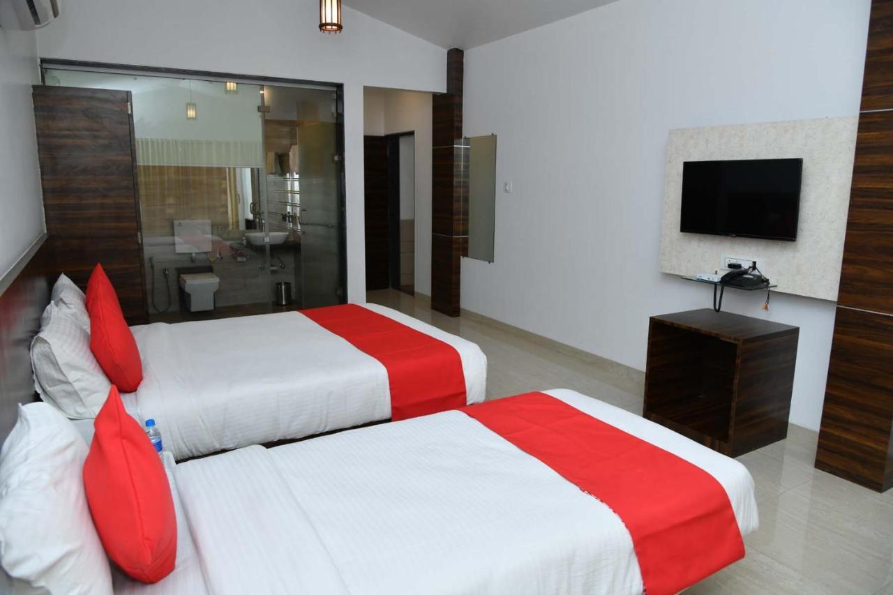Royal Orbit Hotell Panchgani Exteriör bild