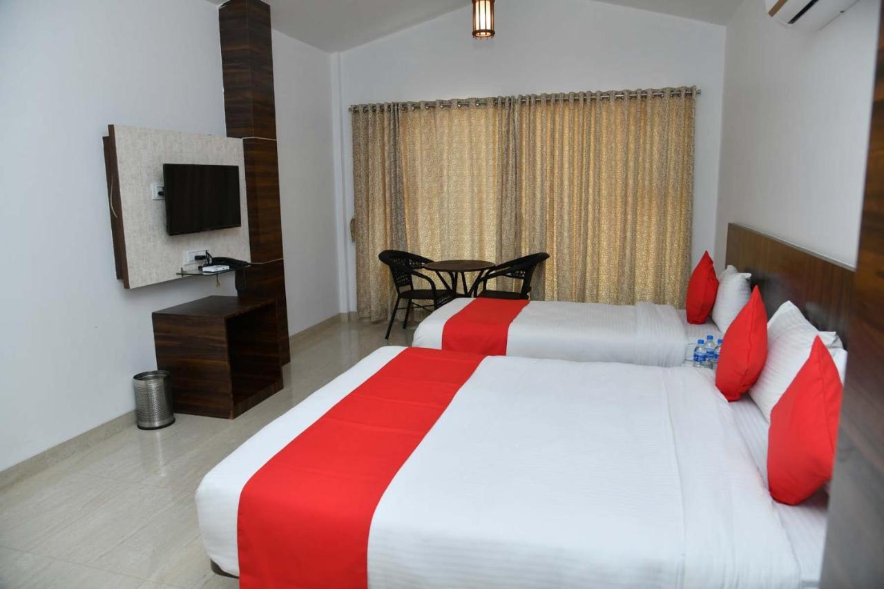 Royal Orbit Hotell Panchgani Exteriör bild