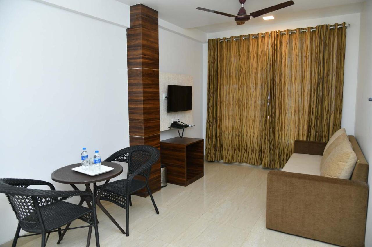 Royal Orbit Hotell Panchgani Exteriör bild
