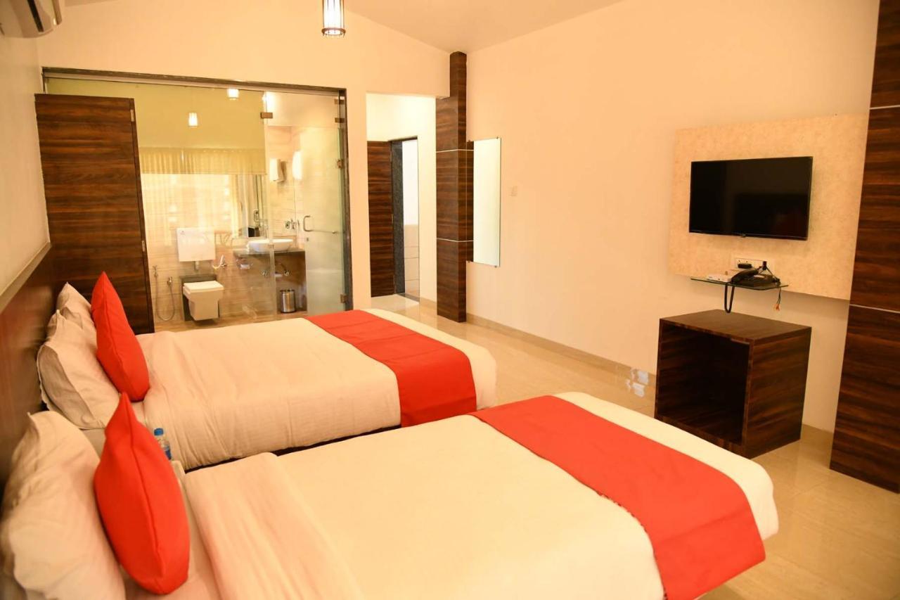 Royal Orbit Hotell Panchgani Exteriör bild