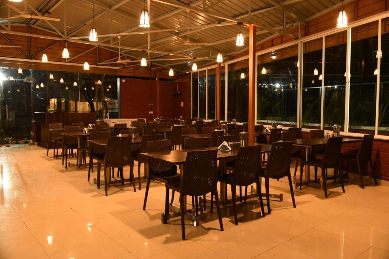 Royal Orbit Hotell Panchgani Exteriör bild