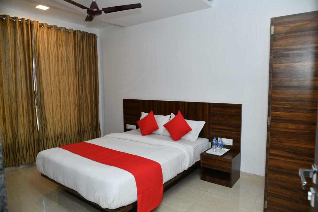 Royal Orbit Hotell Panchgani Exteriör bild